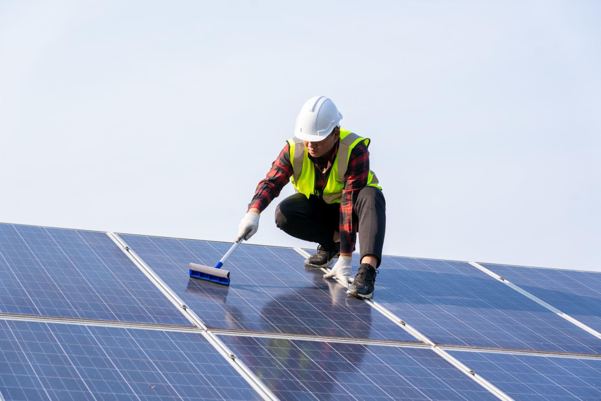 Heavy dust removed from rooftop solar panels